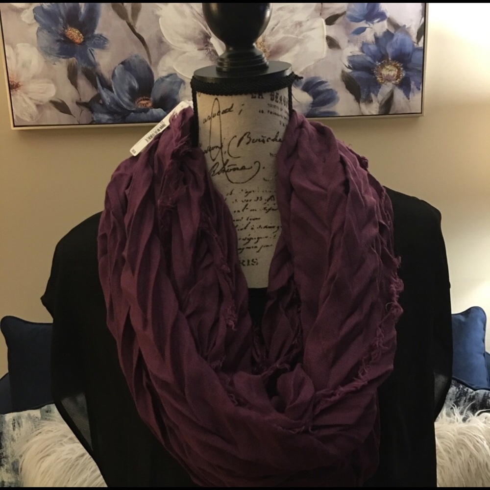 🌹NewDirectionsChevronPleatedInfinityLoopScarves